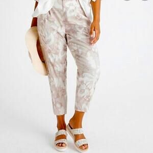 Anthropologie Frannie Pleated Camo-Style Pants